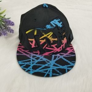 DC colorful graphic snapback hat sz 7.5